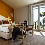 Ria - Aveiro 4*