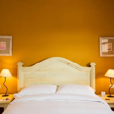 Ria - Aveiro 4*