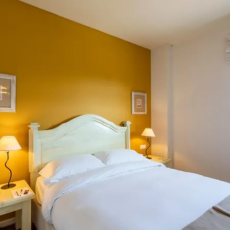 Ria - Aveiro 4*